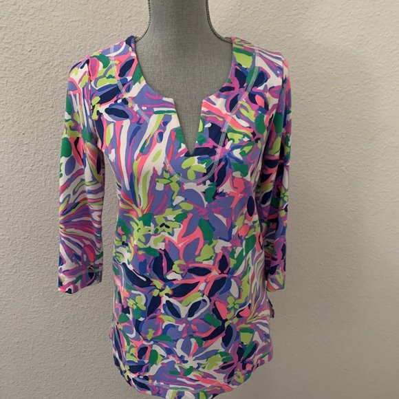 Lilly Pulitzer Justina Having A Blast Tunic Top XS Stretchy Floral RARE HTF - Picture 4 of 11